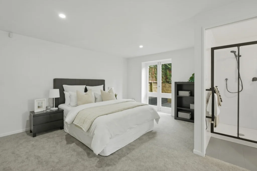 60 Ripon Crescent, Auckland, photograph 4 of 36