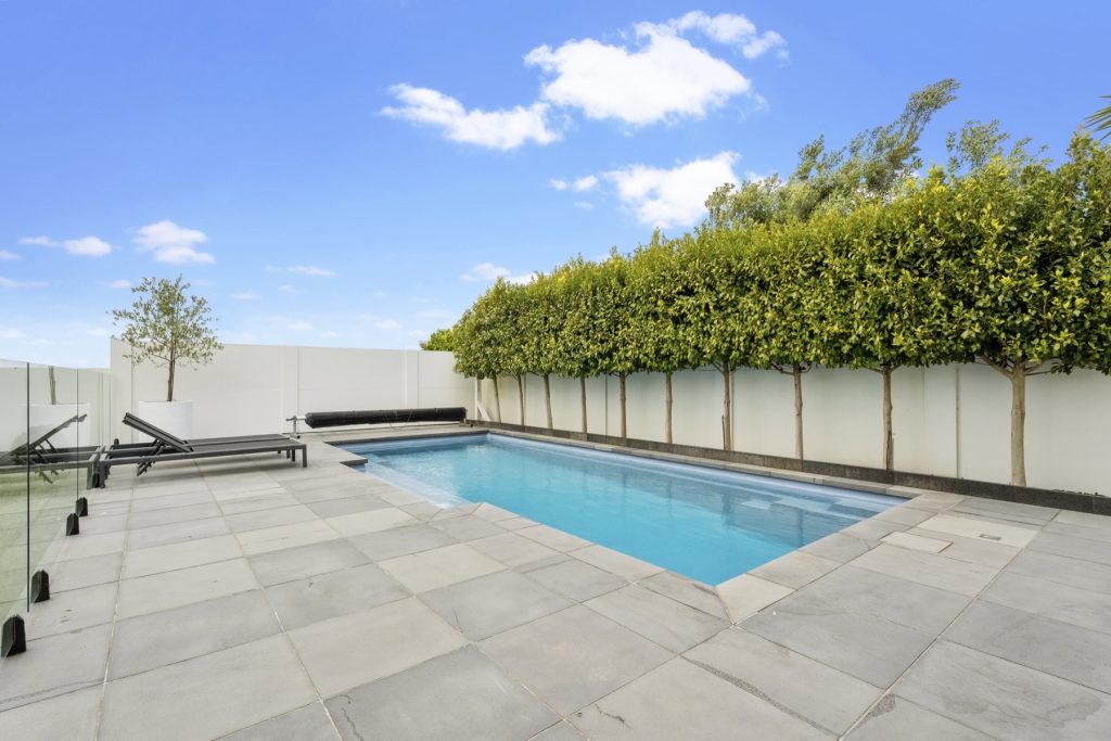 122A Bucklands Beach Road — photographed by Seventh Hour, Auckland
