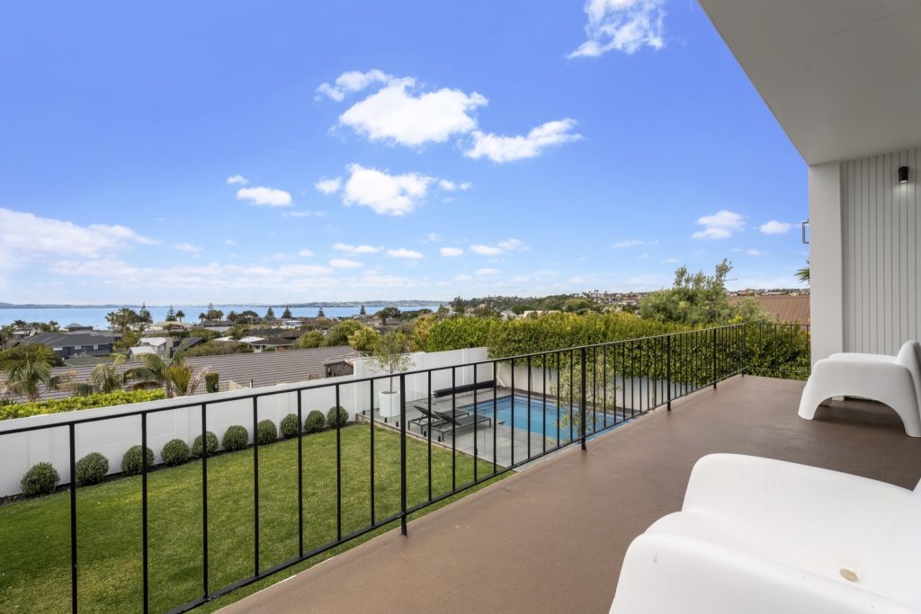 122A Bucklands Beach Road — photographed by Seventh Hour, Auckland