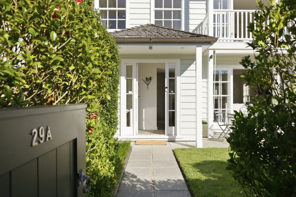 29A Saint Georges Bay Road — photographed by Seventh Hour, Auckland