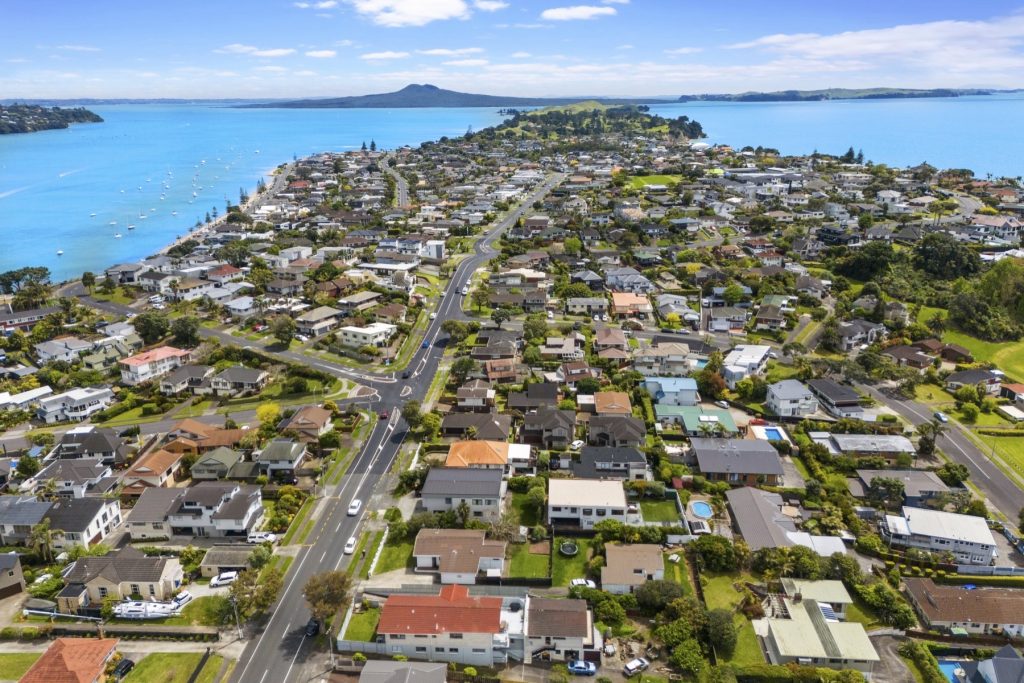 122A Bucklands Beach Road — photographed by Seventh Hour, Auckland