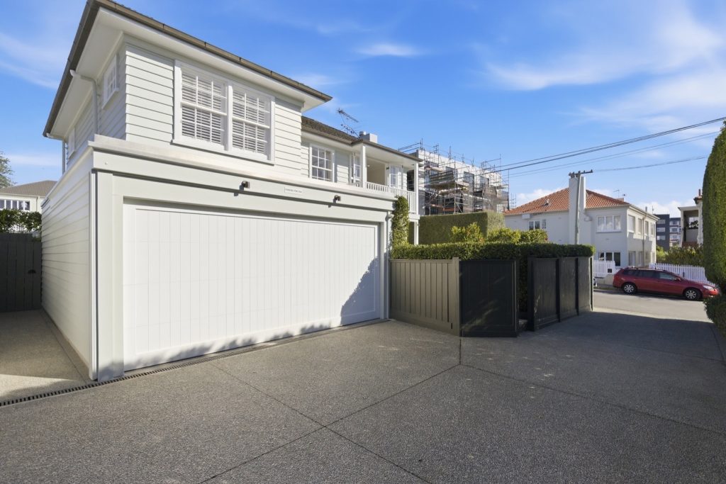 29A Saint Georges Bay Road — photographed by Seventh Hour, Auckland