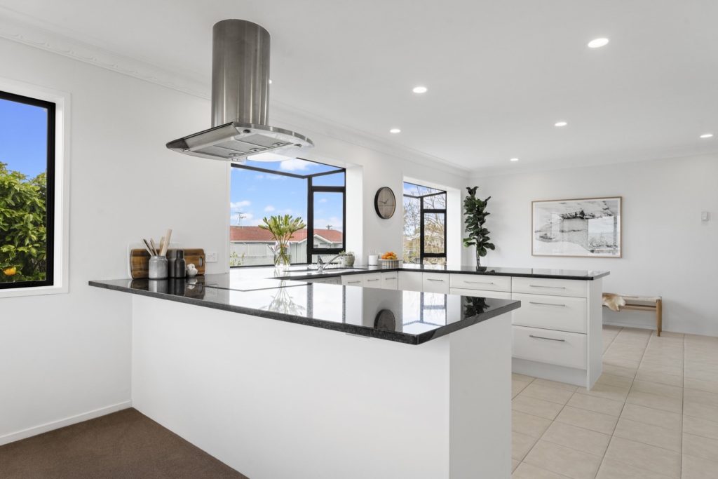 122A Bucklands Beach Road — photographed by Seventh Hour, Auckland