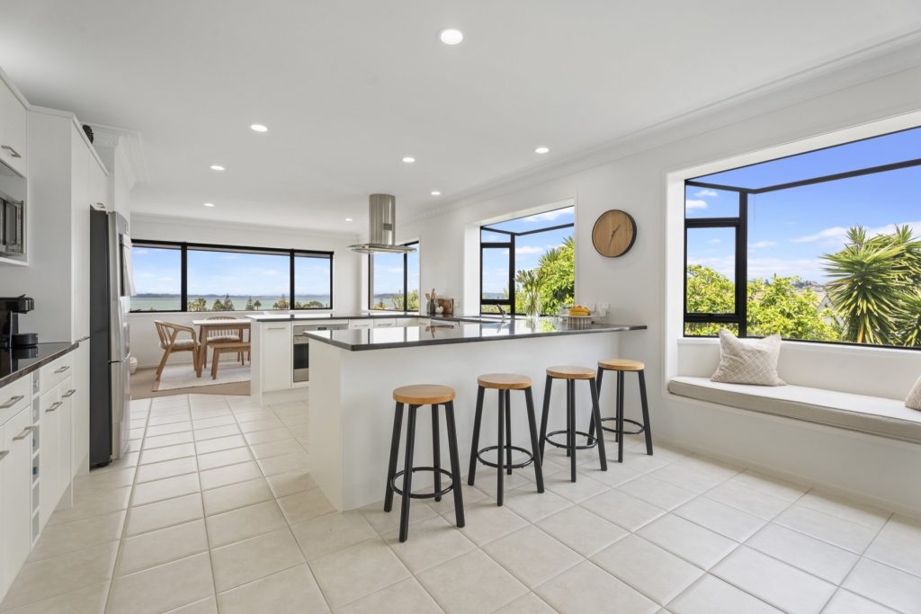 122A Bucklands Beach Road — photographed by Seventh Hour, Auckland