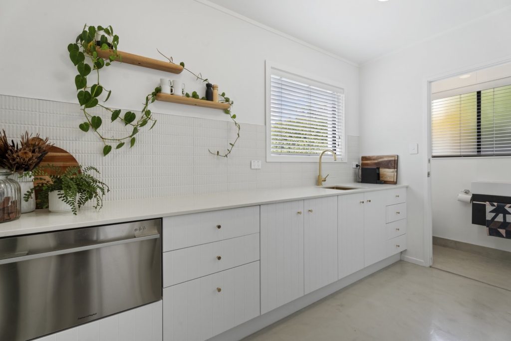 122A Bucklands Beach Road — photographed by Seventh Hour, Auckland